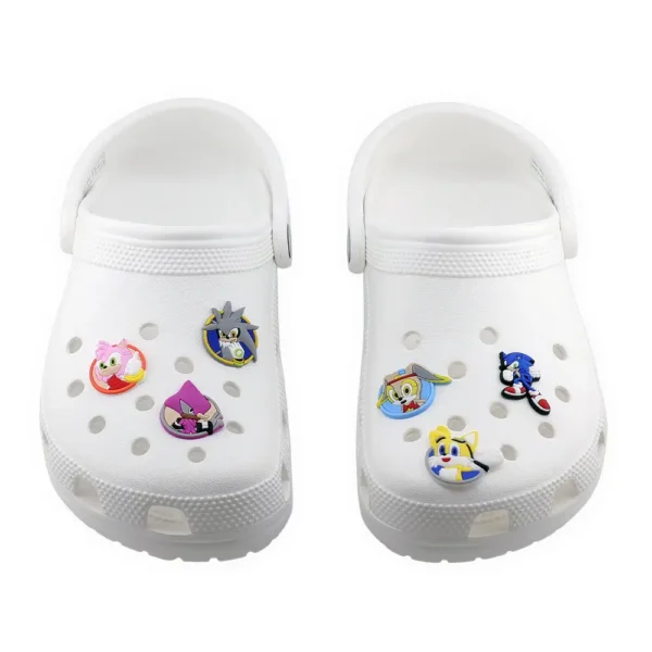 Sonic character charms on white Crocs – gamer bundle featuring Sonic, Tails, and Knuckles